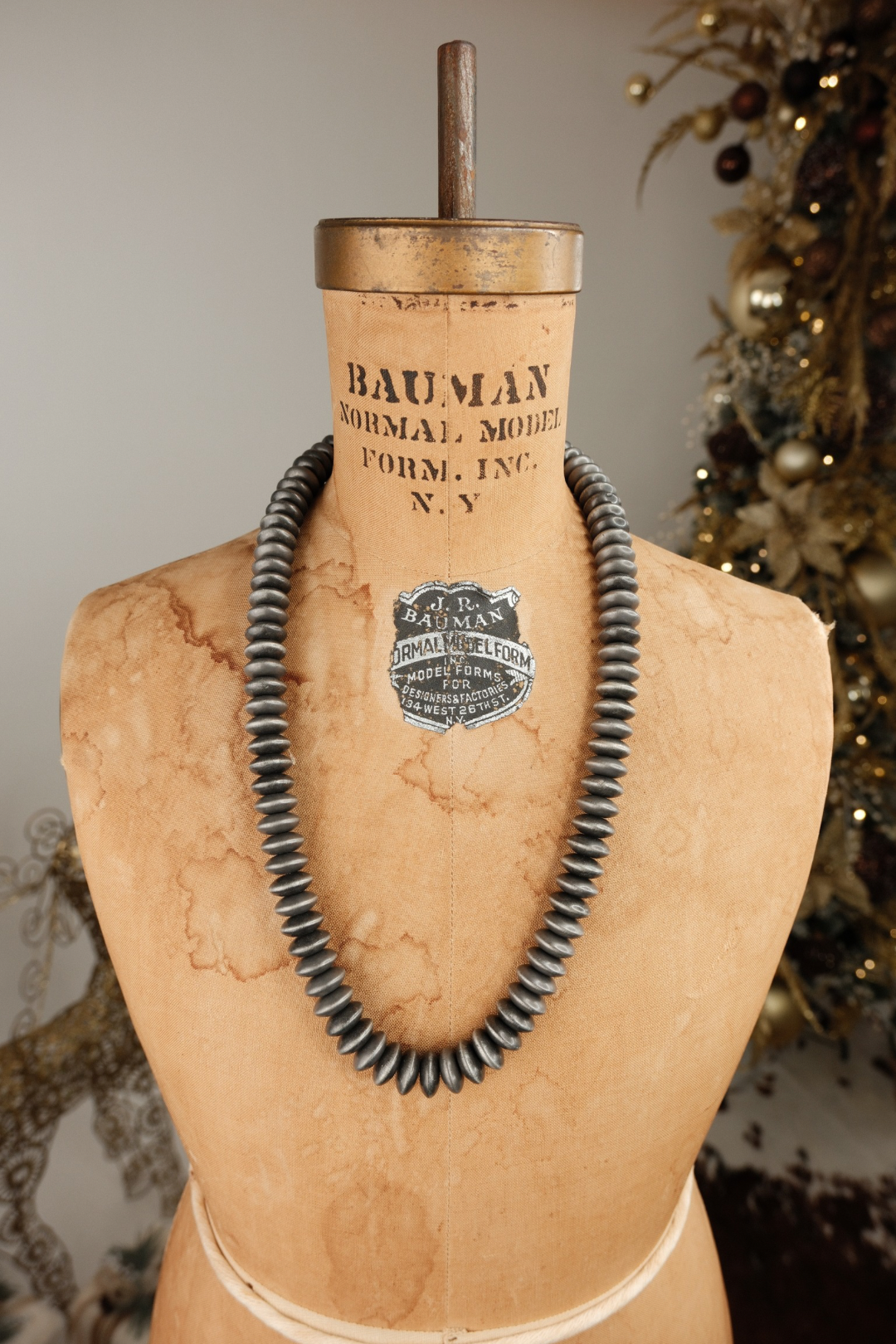 Wide Trail Chunky Navajo Pearl Necklace