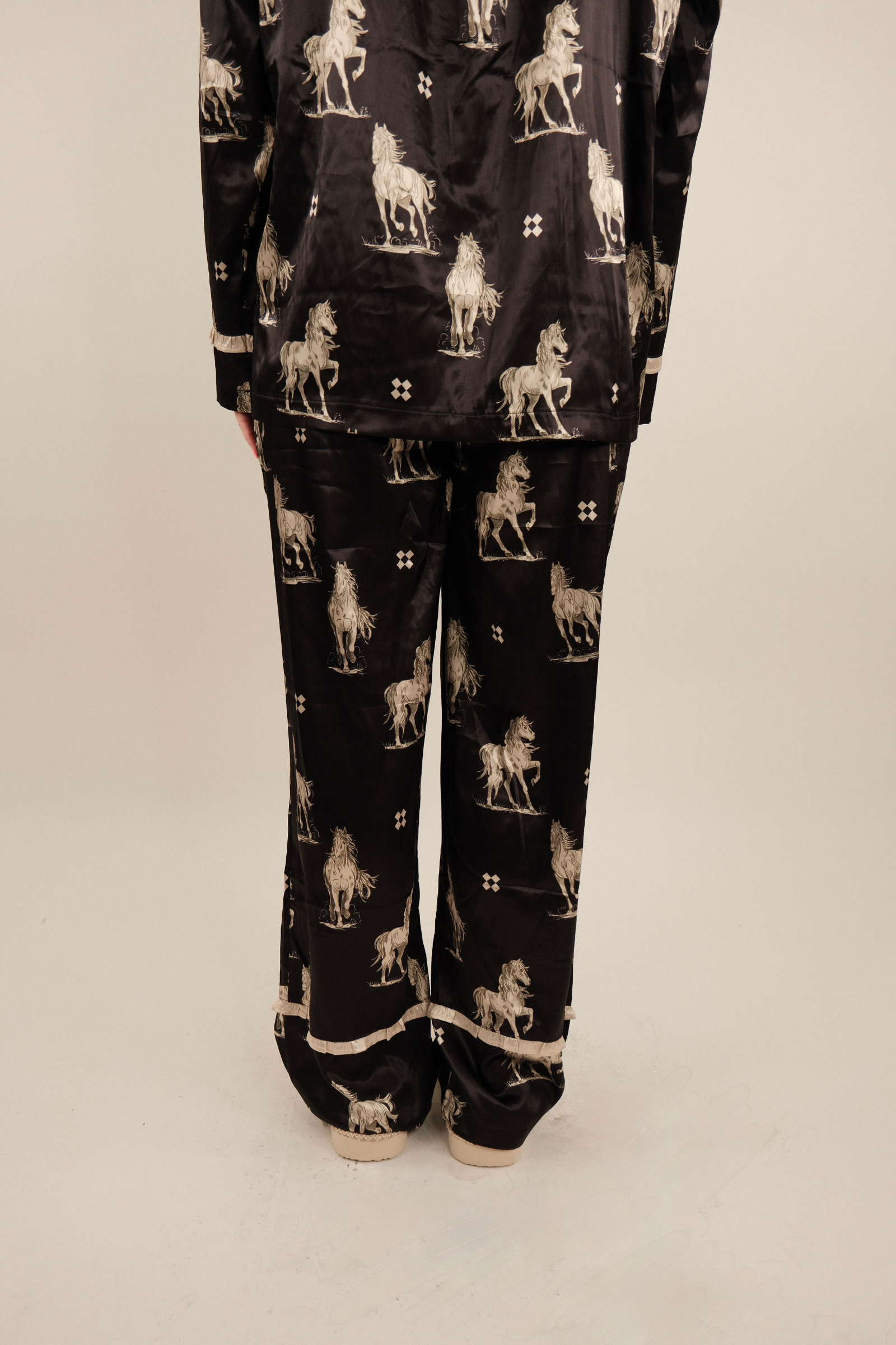 Black Beauty Satin Sleep Set