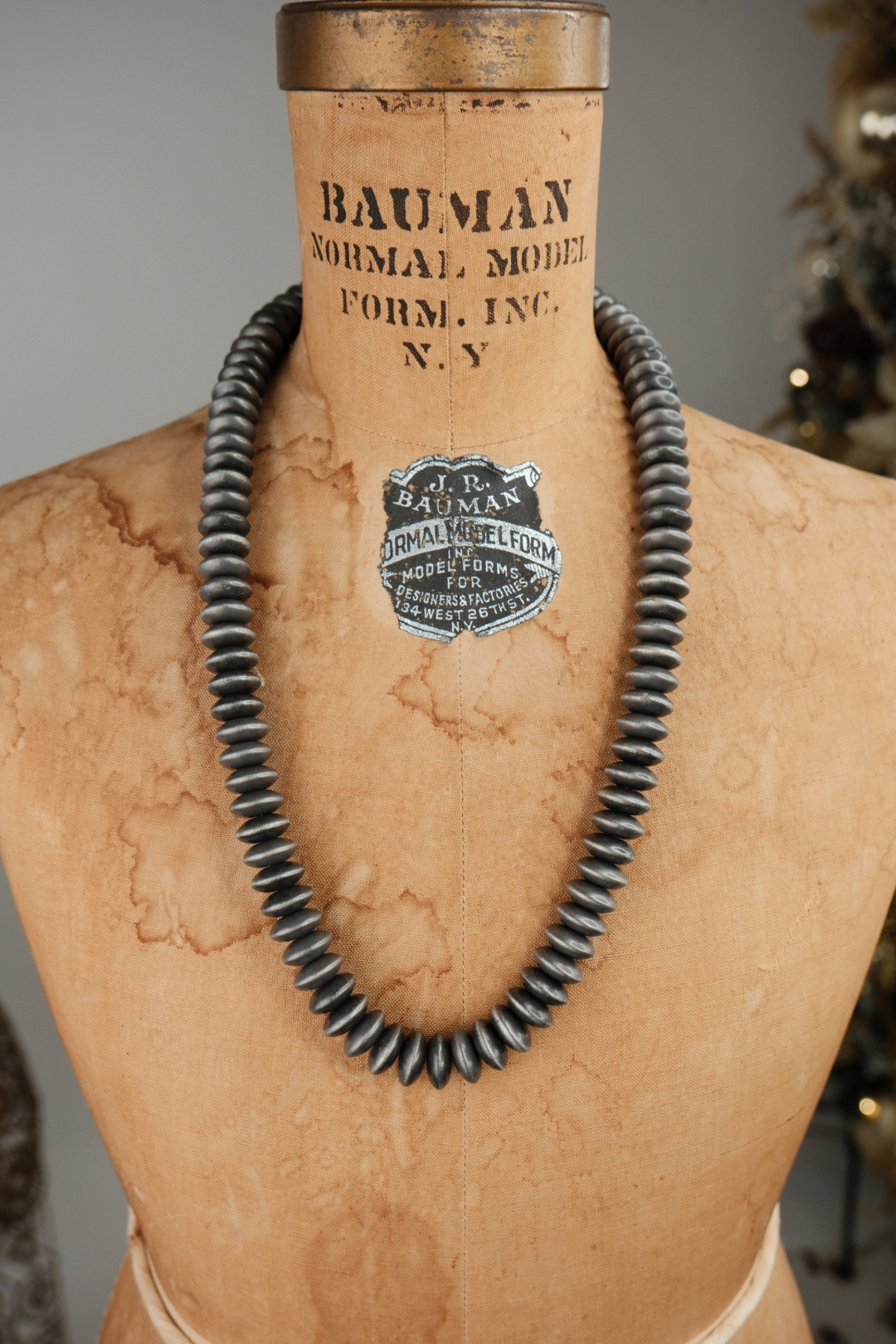 Wide Trail Chunky Navajo Pearl Necklace