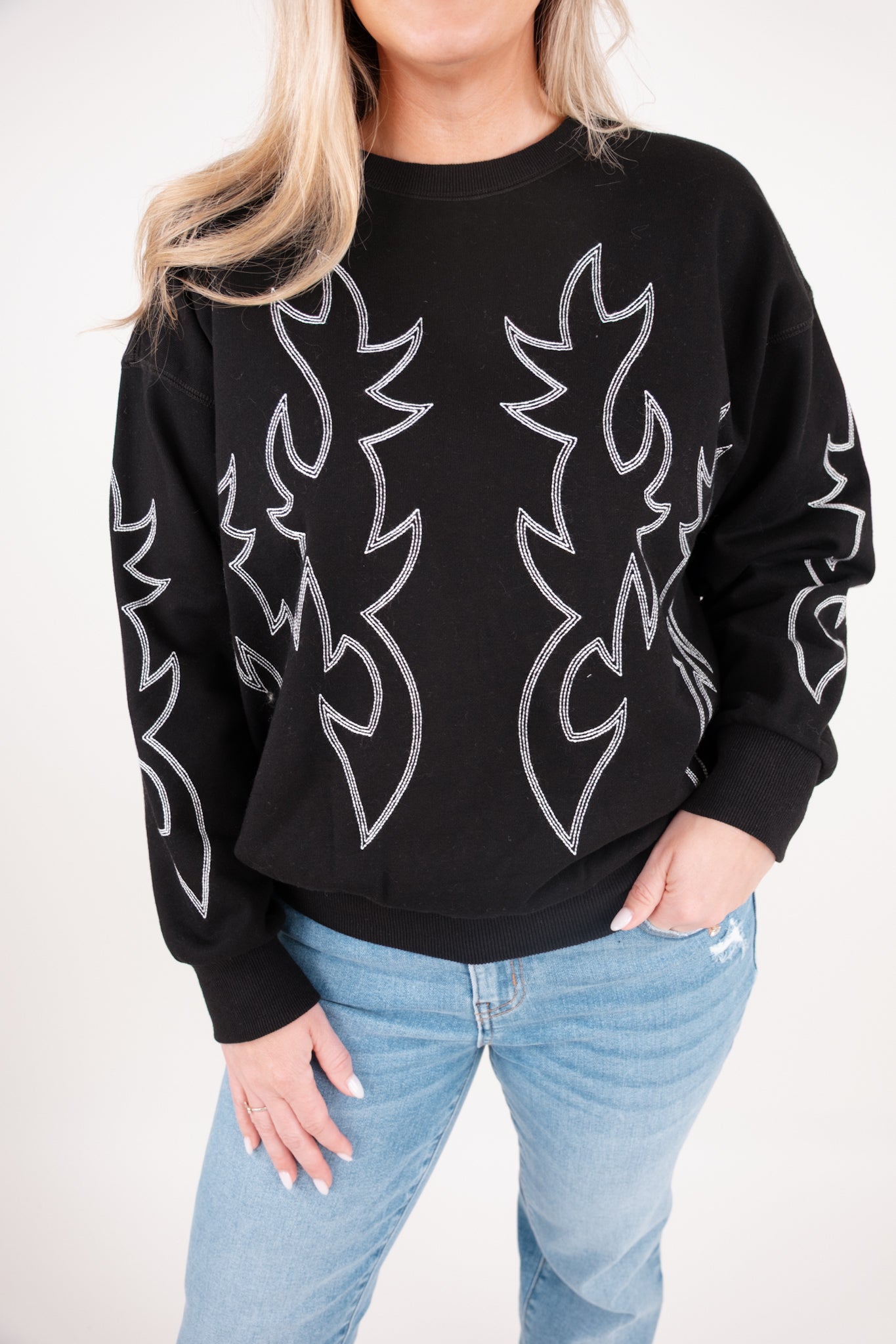Black Crewneck Stitch