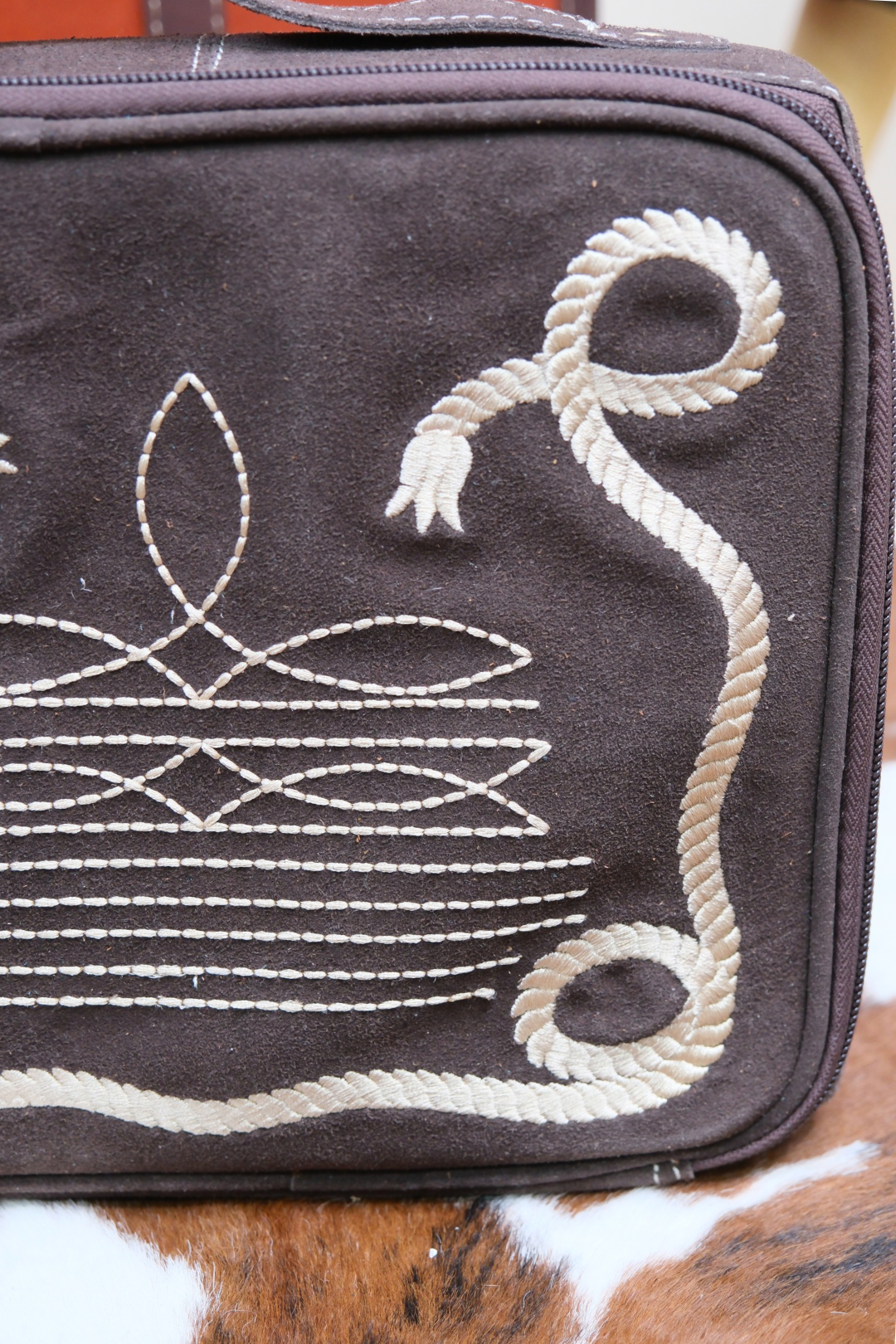 Trail Dust Jewelry Organizer