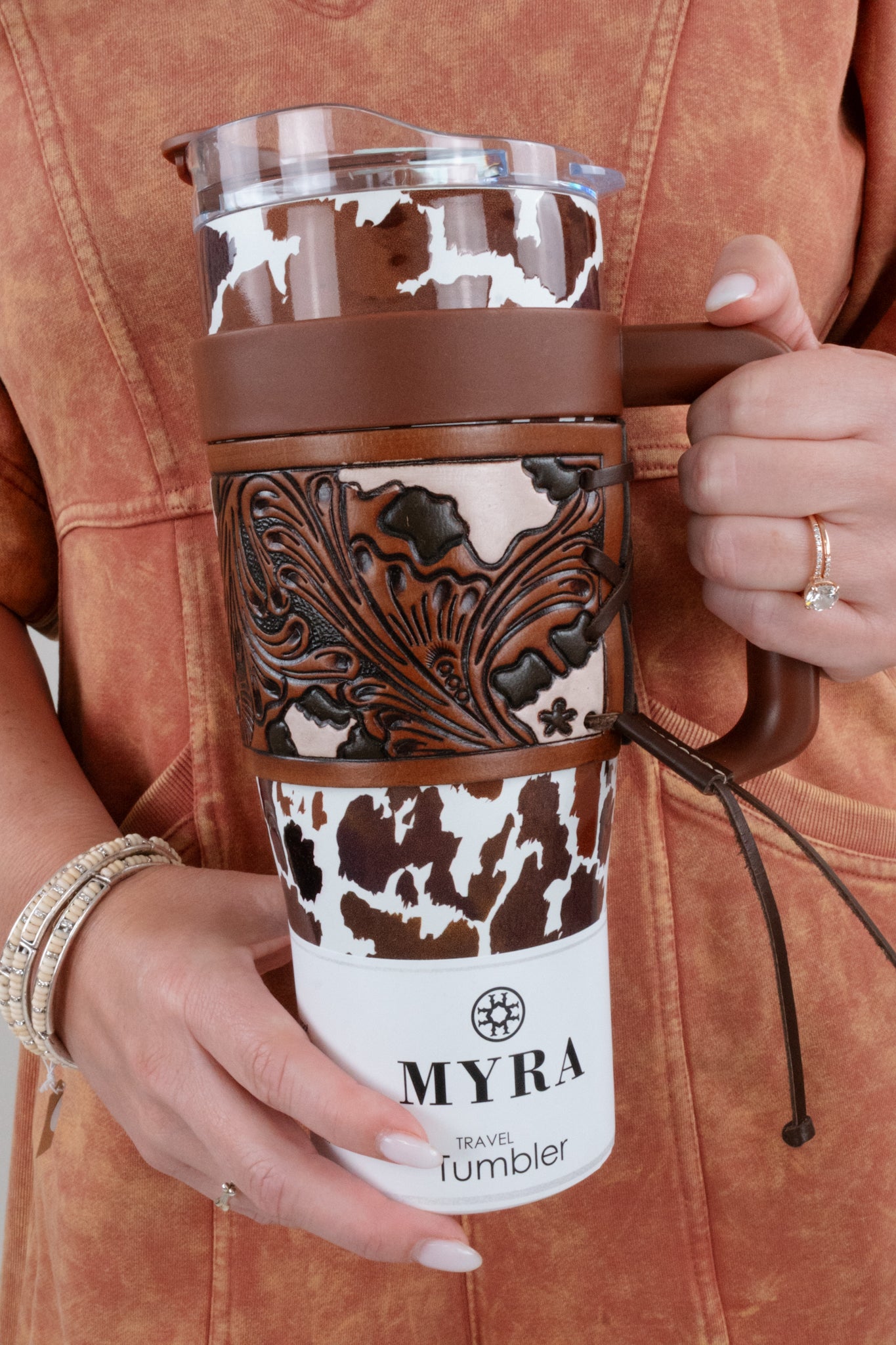 MYRA Western Cowhide Tumbler
