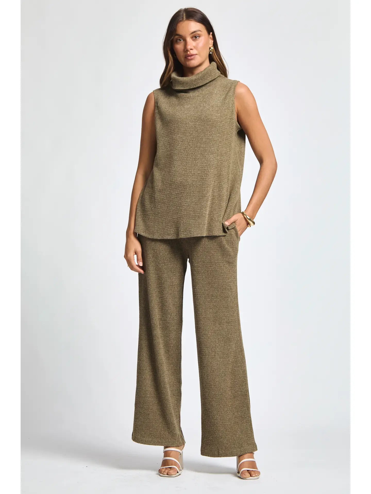 Sagebrush Serenity Lounge Set