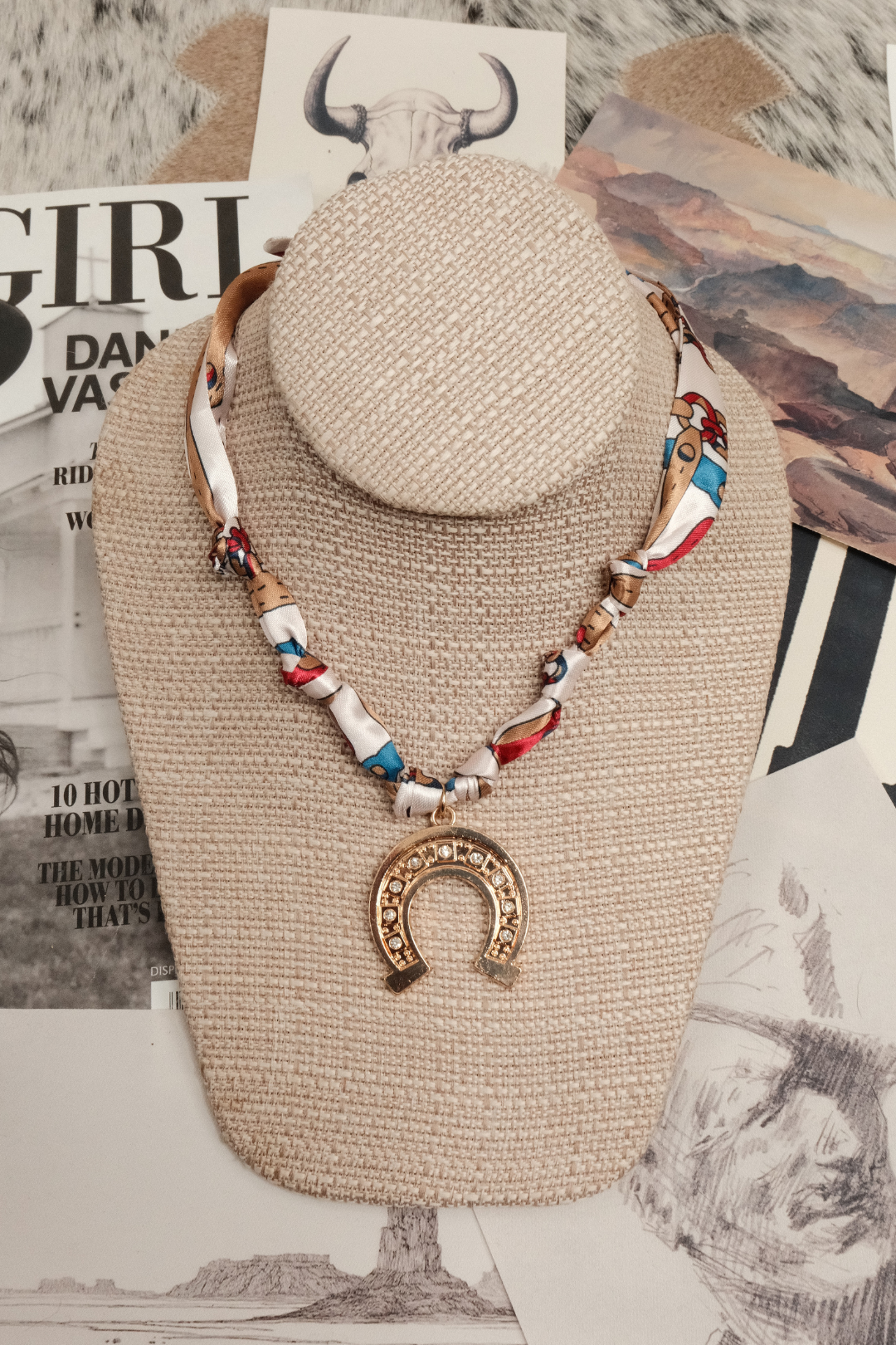 Lucky Drape Scarf Necklace - Gold