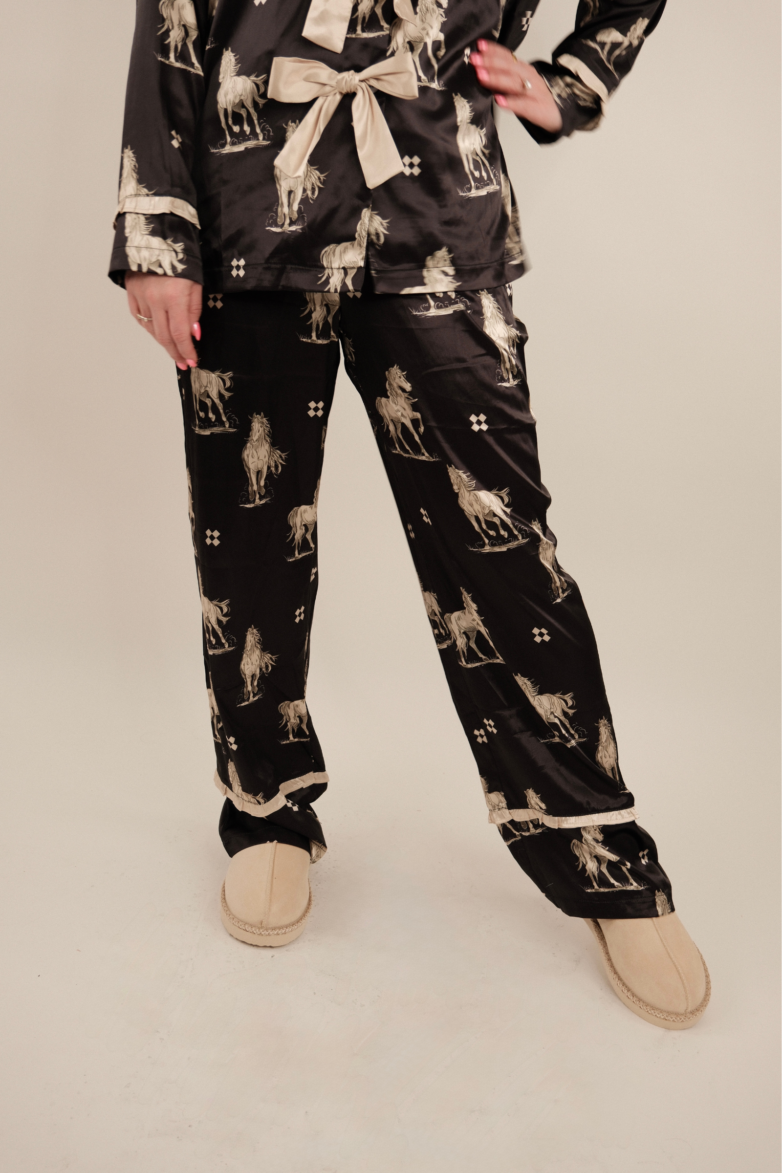 Black Beauty Satin Sleep Set