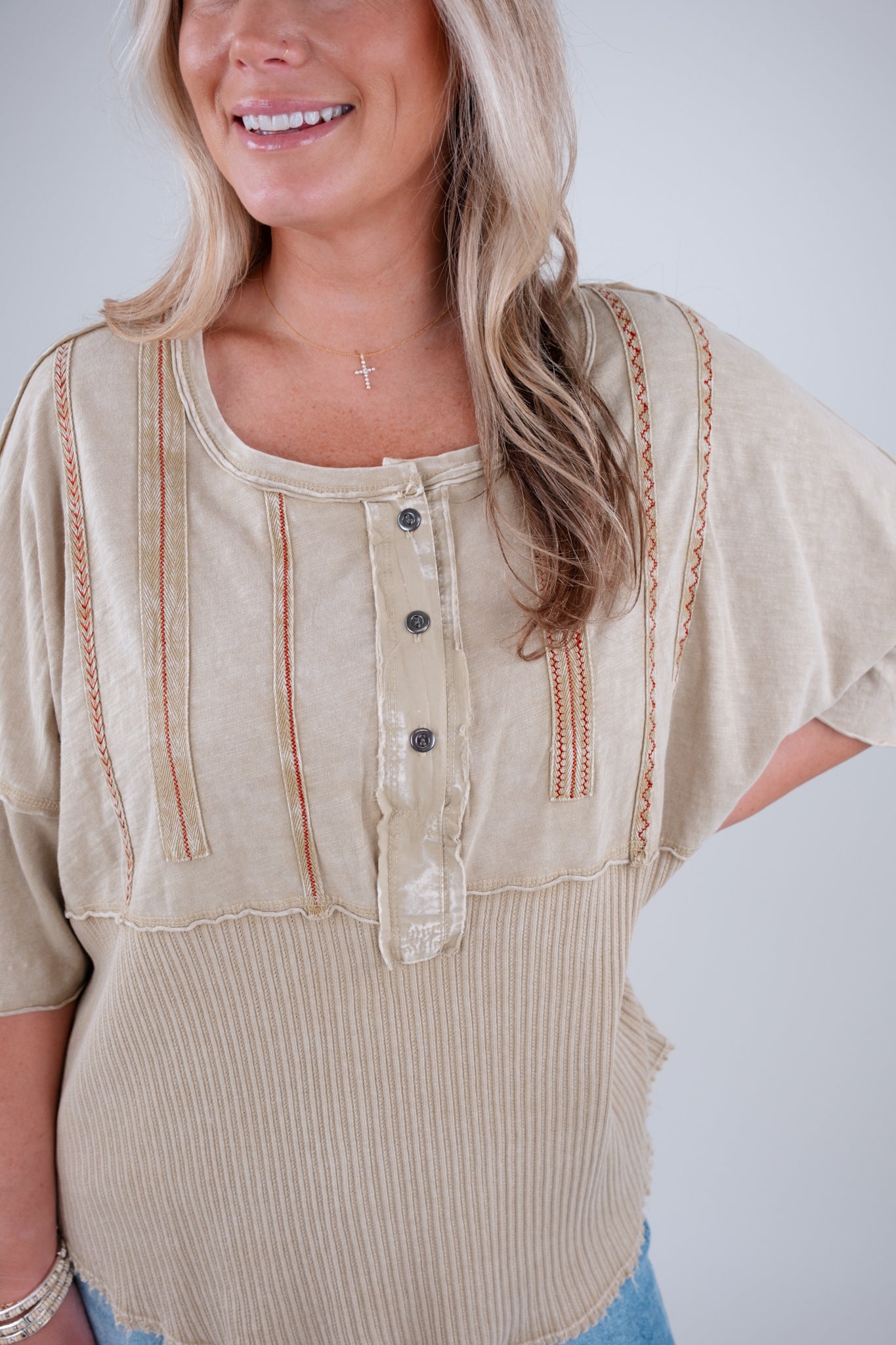 Cactus & Thread Tee - Olive