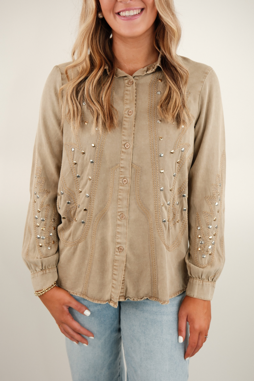 Boot Stitch Belle Embroidered Shirt