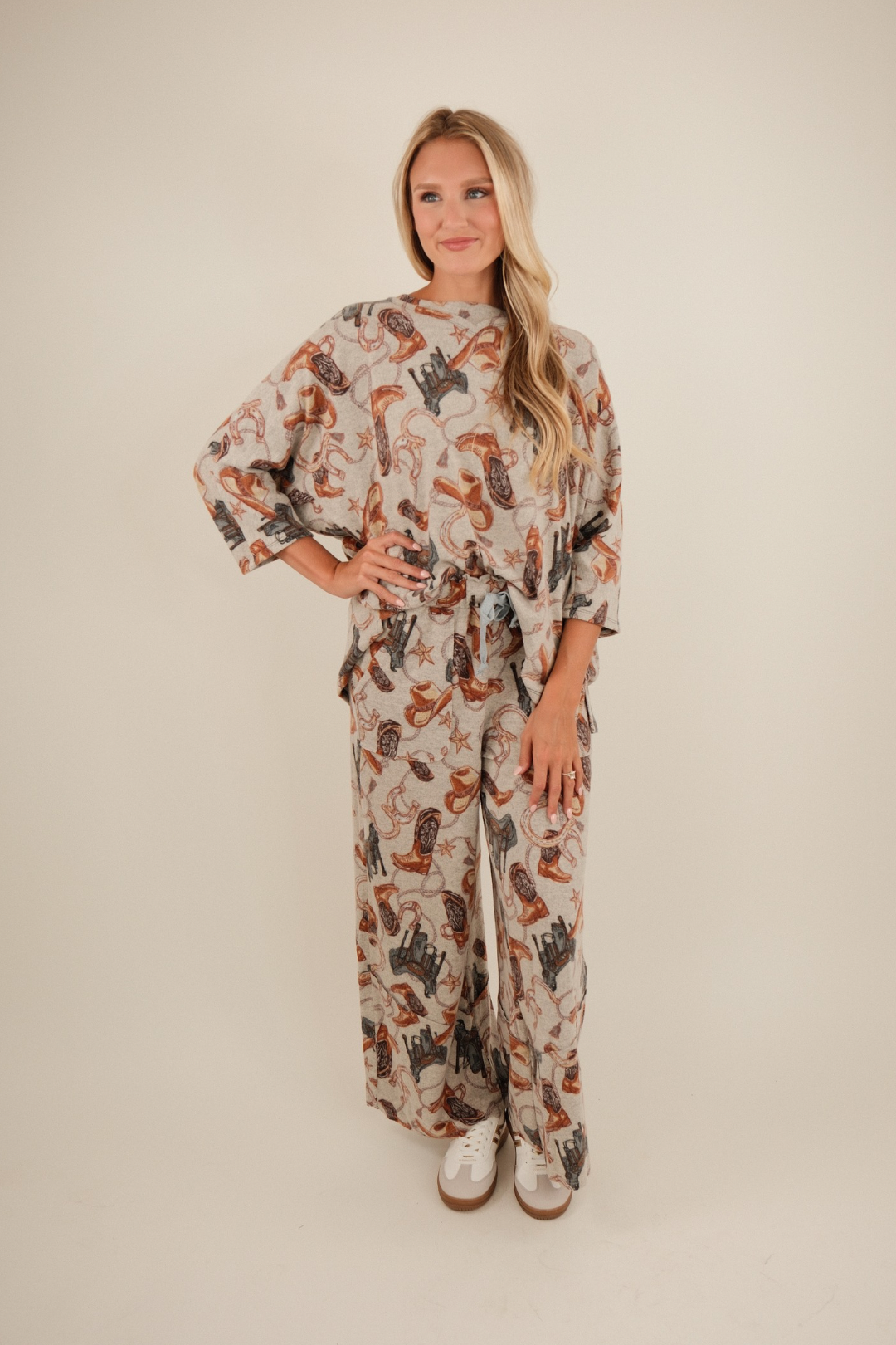 Pony Dust Lounge Set