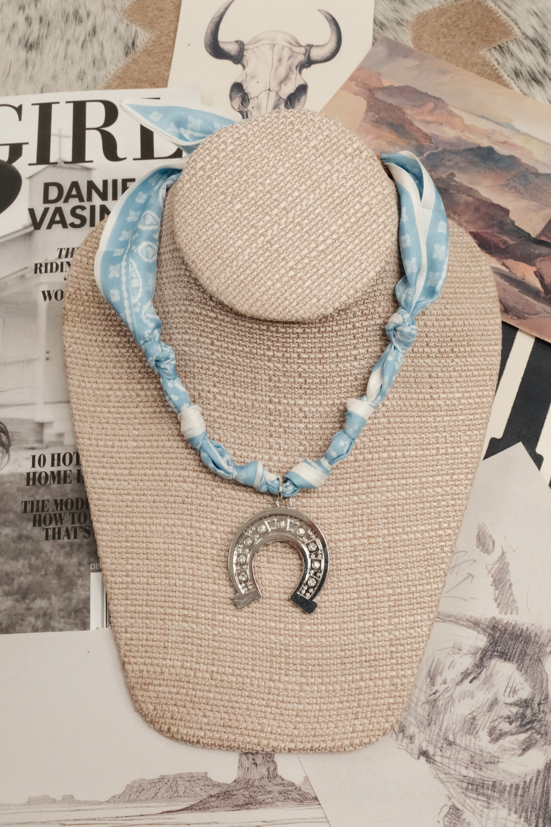 Lucky Drape Scarf Necklace - Silver