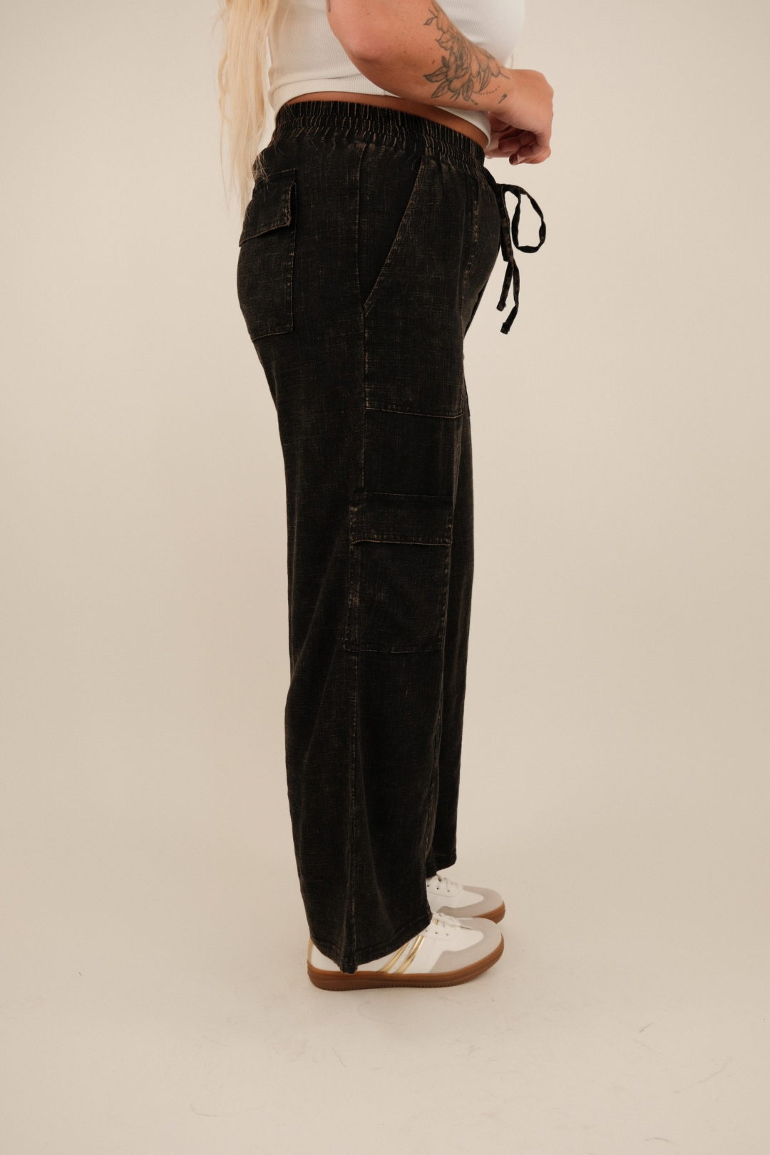 Wanderlight Linen Cargo Pants - Black