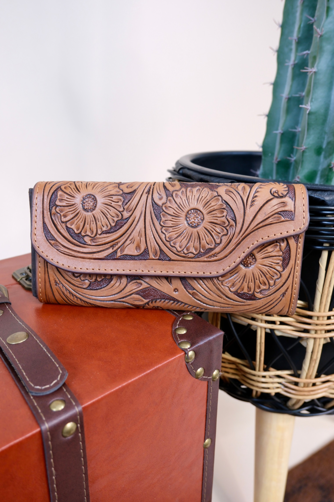 Dust Rose Tooled Leather Wallet