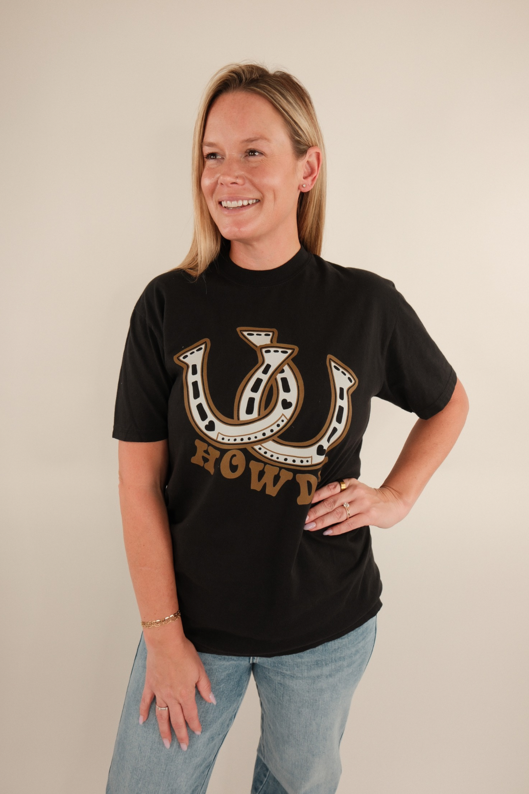 Howdy Horseshoes Graphic Tee