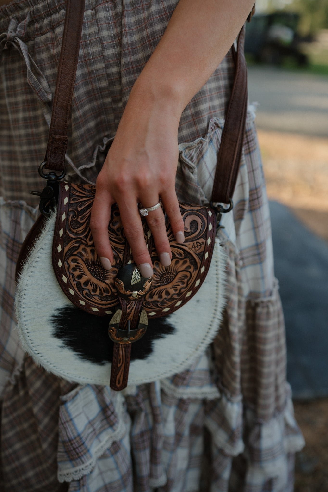 Whiskey Ridge Round Crossbody