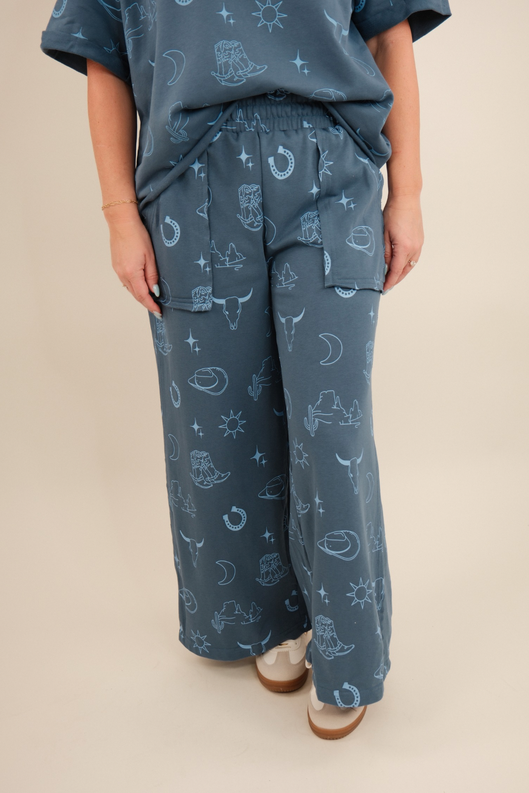 Casual Desert Horizon Set, pullover and drawstring wide-leg pants in soft blue and denim color block.