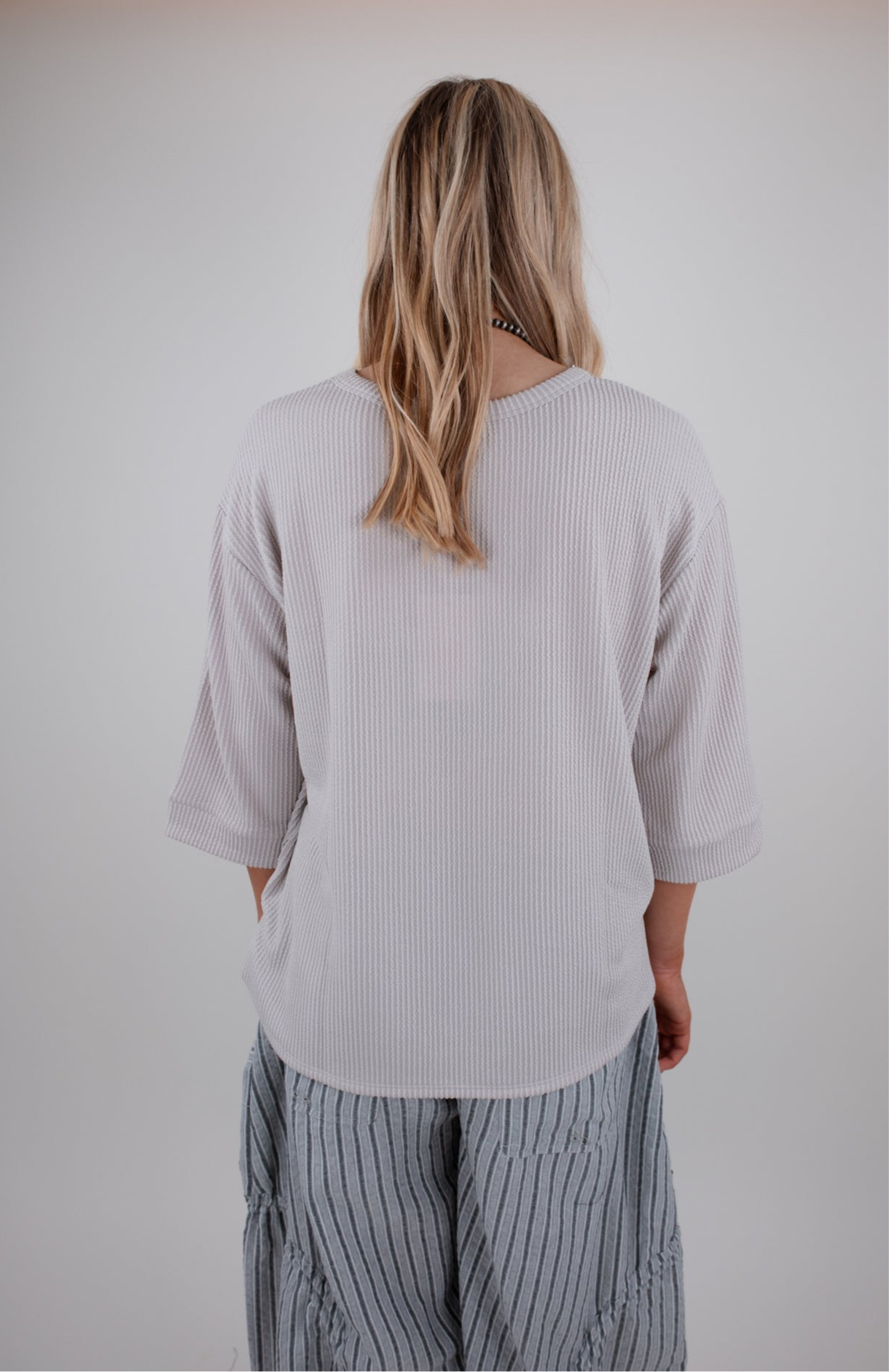 Windy Ridge Ribbed Top - Pearl Gray
