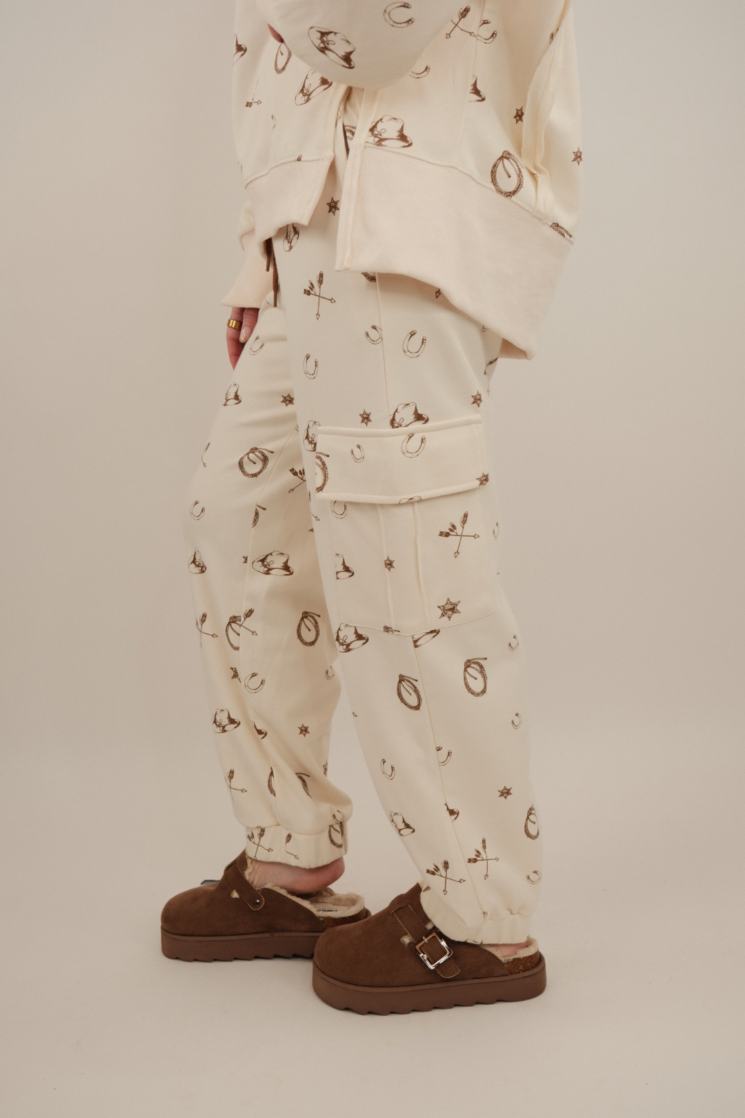 Sunday on the Ranch Lounge Set