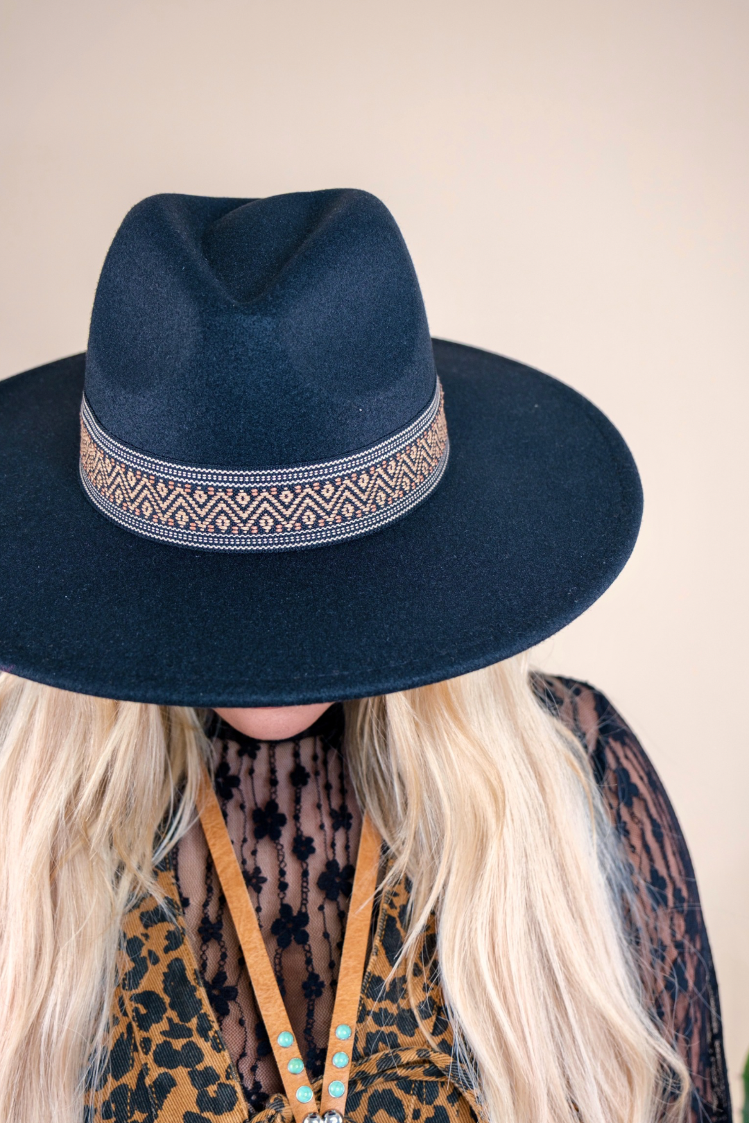 Canyon Breeze Hat - Black