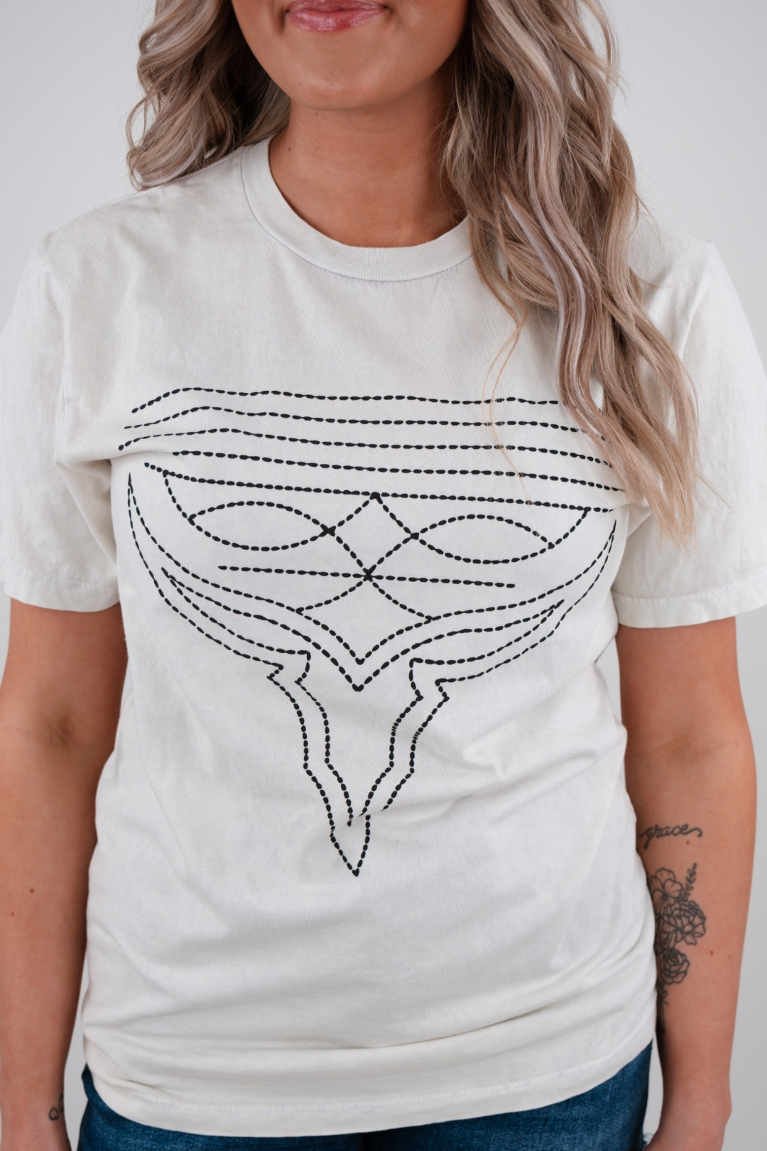 Boot Stitch Graphic T - Ivory
