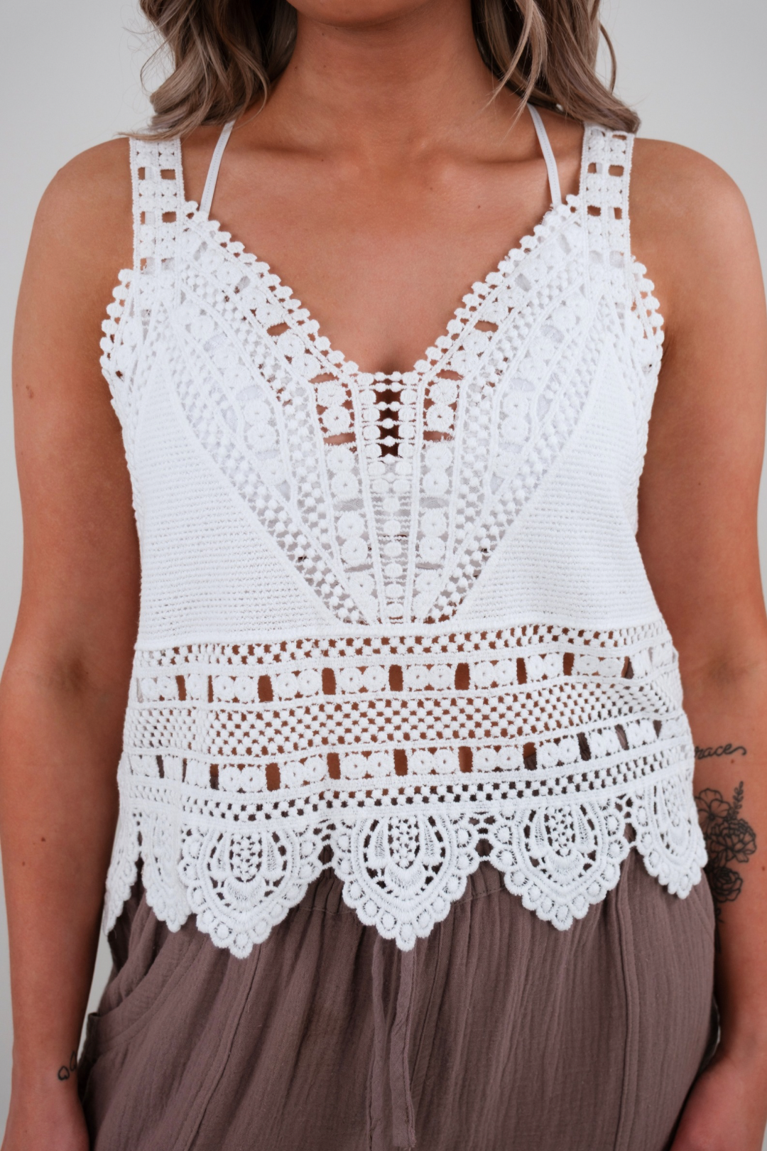 Dustbloom Crochet Crop