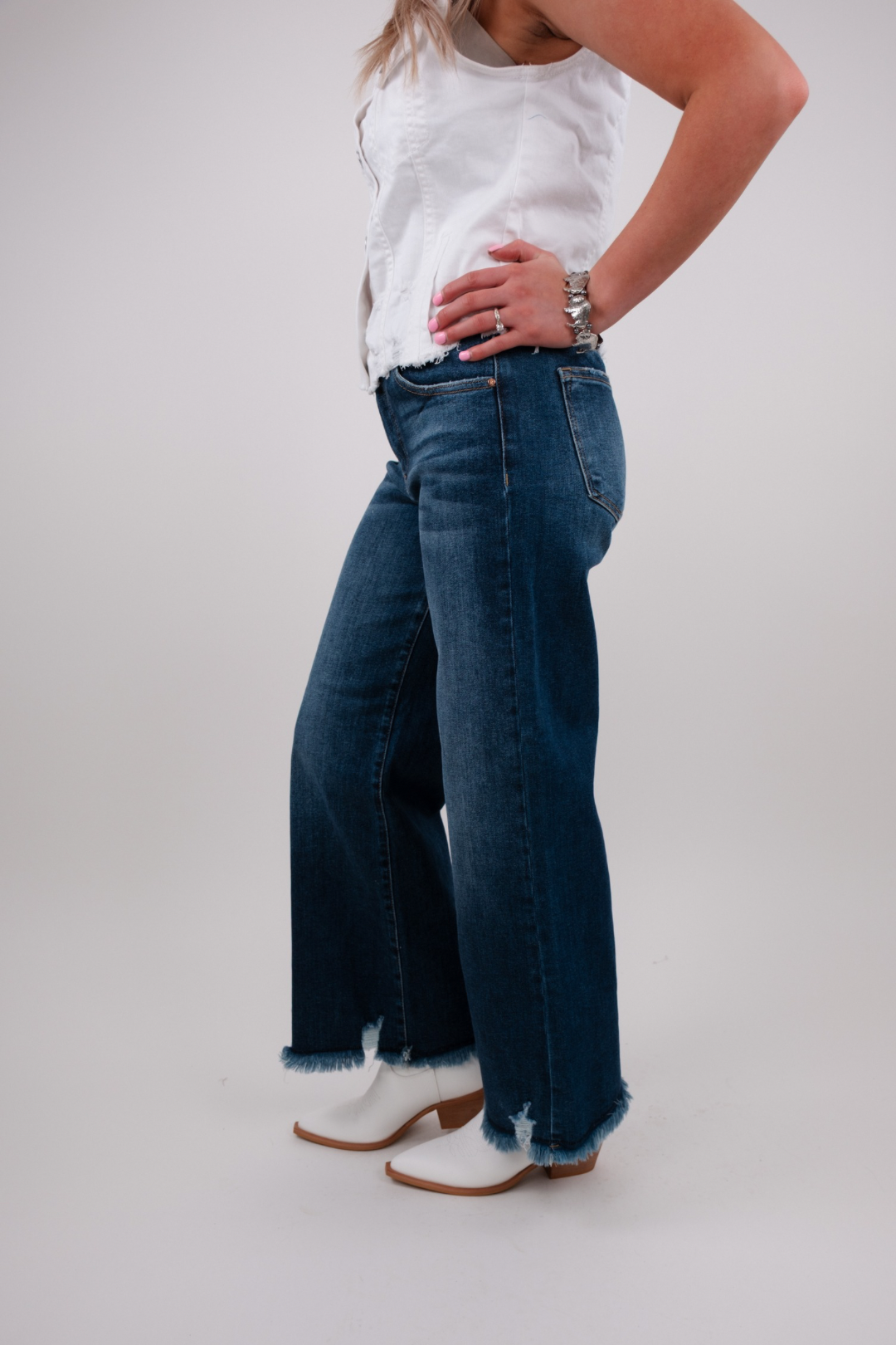 Midnight Range Cropped Jeans