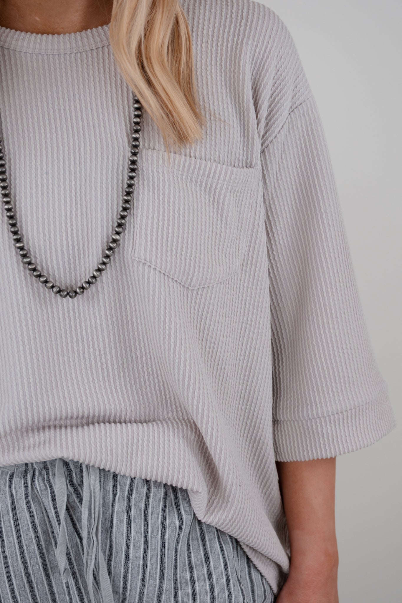 Windy Ridge Ribbed Top - Pearl Gray