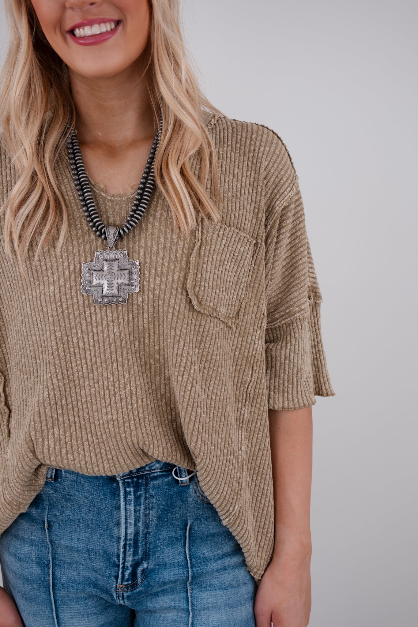 Ripped Stitch V-Neck Top - Olive