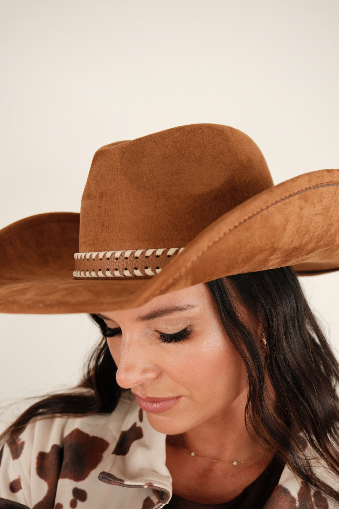 Dusty Trail Suede Hat - Cognac