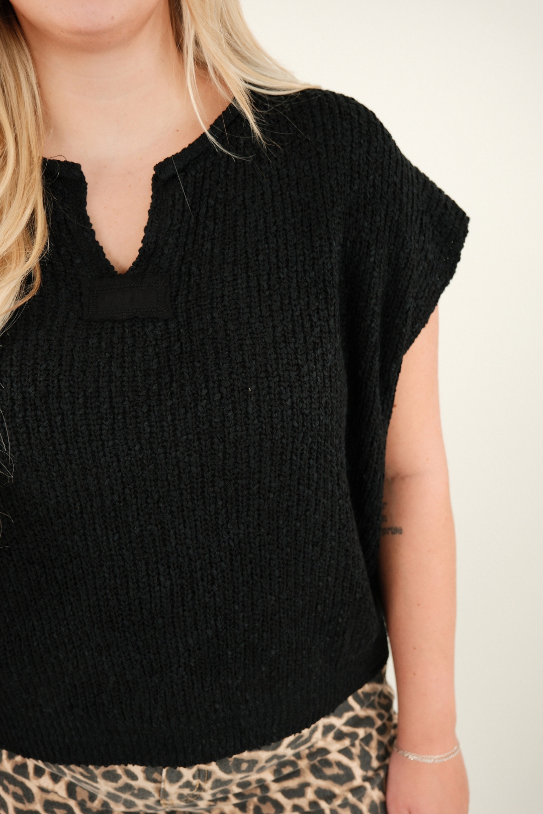 Mesa Notched Knit Crop