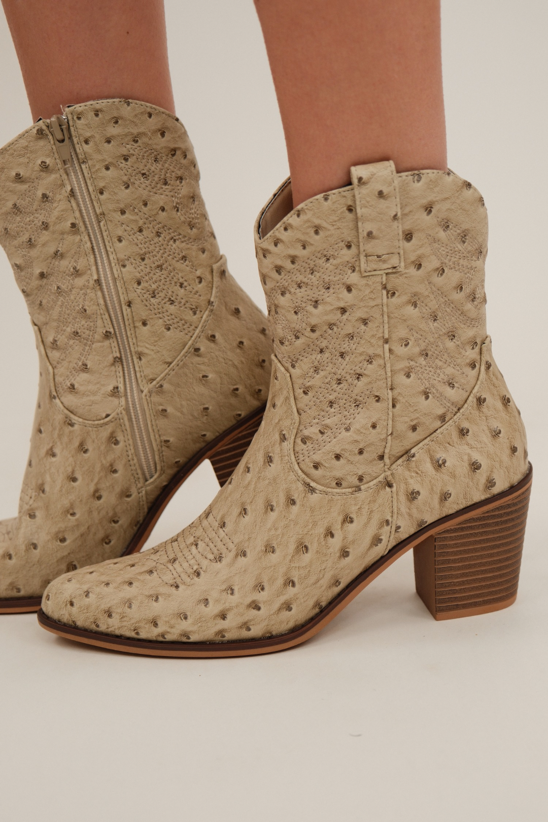 Dusty Mesa Booties
