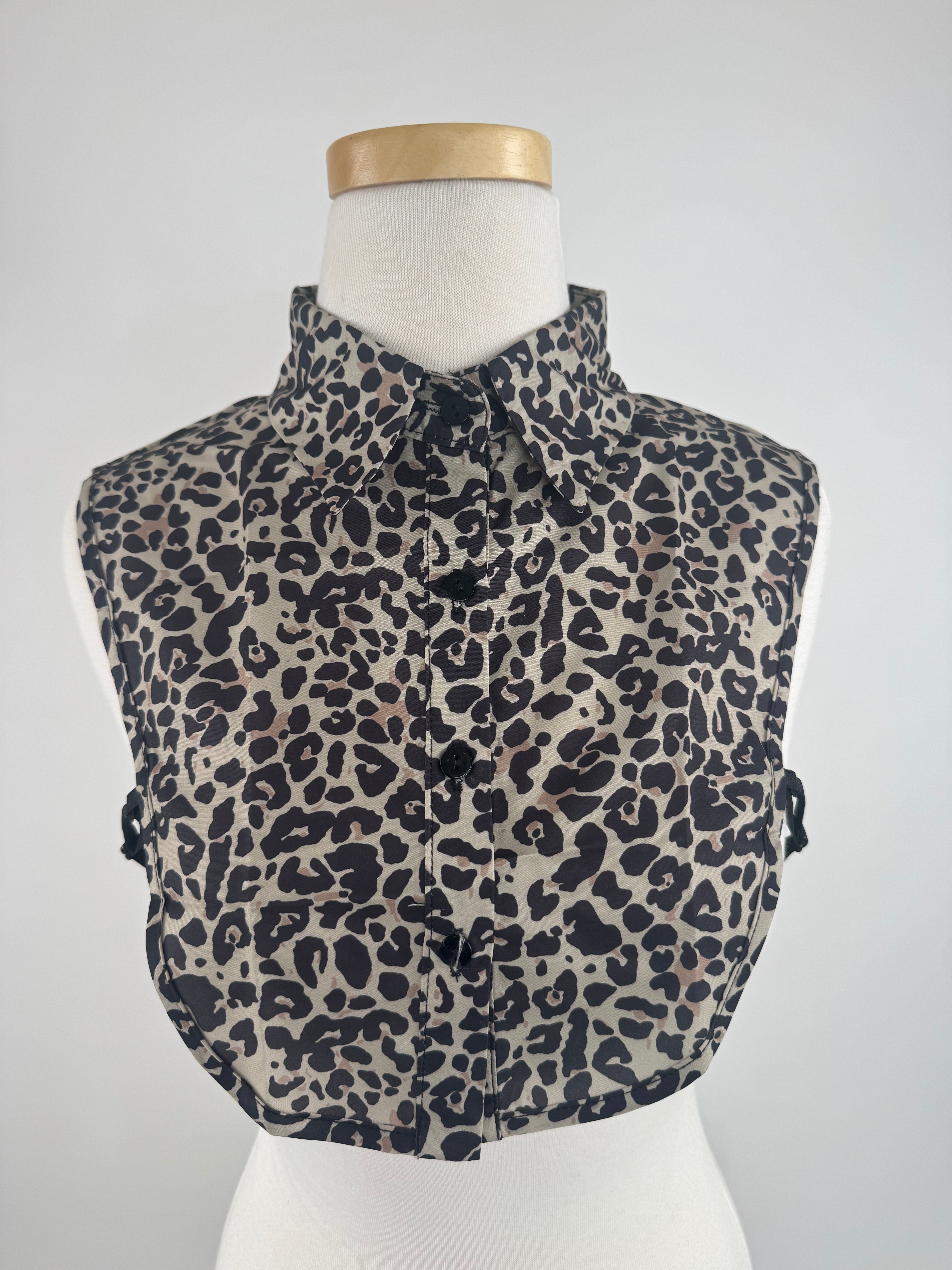 The Layered Look Detachable Collar